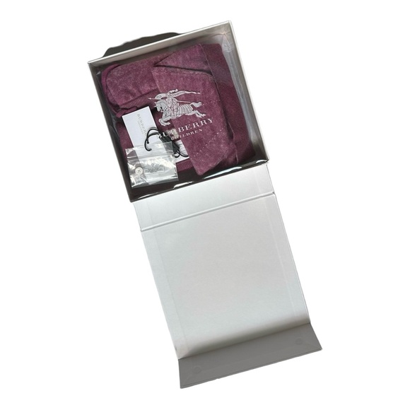 NEW Burberry Size 3-month Cashmere/Cotton Set - Picture 2 of 6